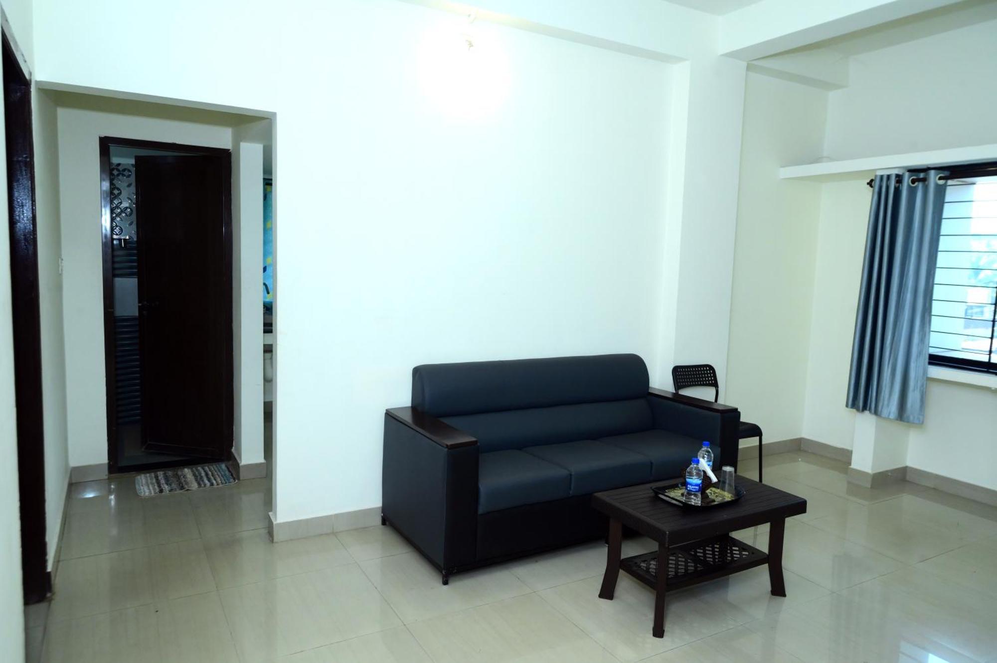Hotel Aradhya Inn Deralakatte Mangalúr Exteriér fotografie