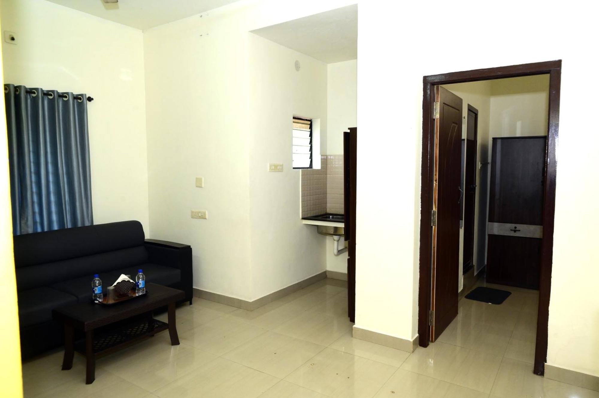 Hotel Aradhya Inn Deralakatte Mangalúr Exteriér fotografie